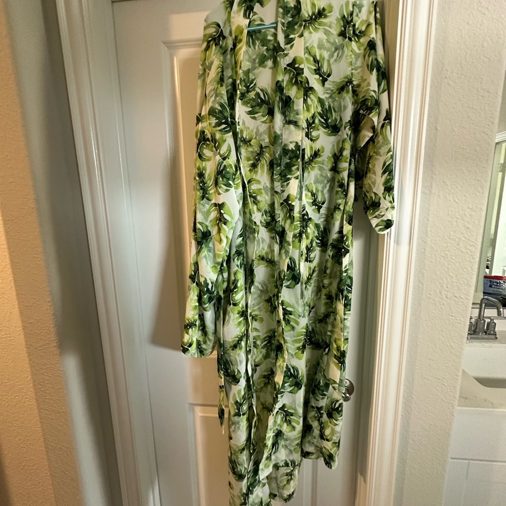 Buddy Love Green Leaf Print Robe
